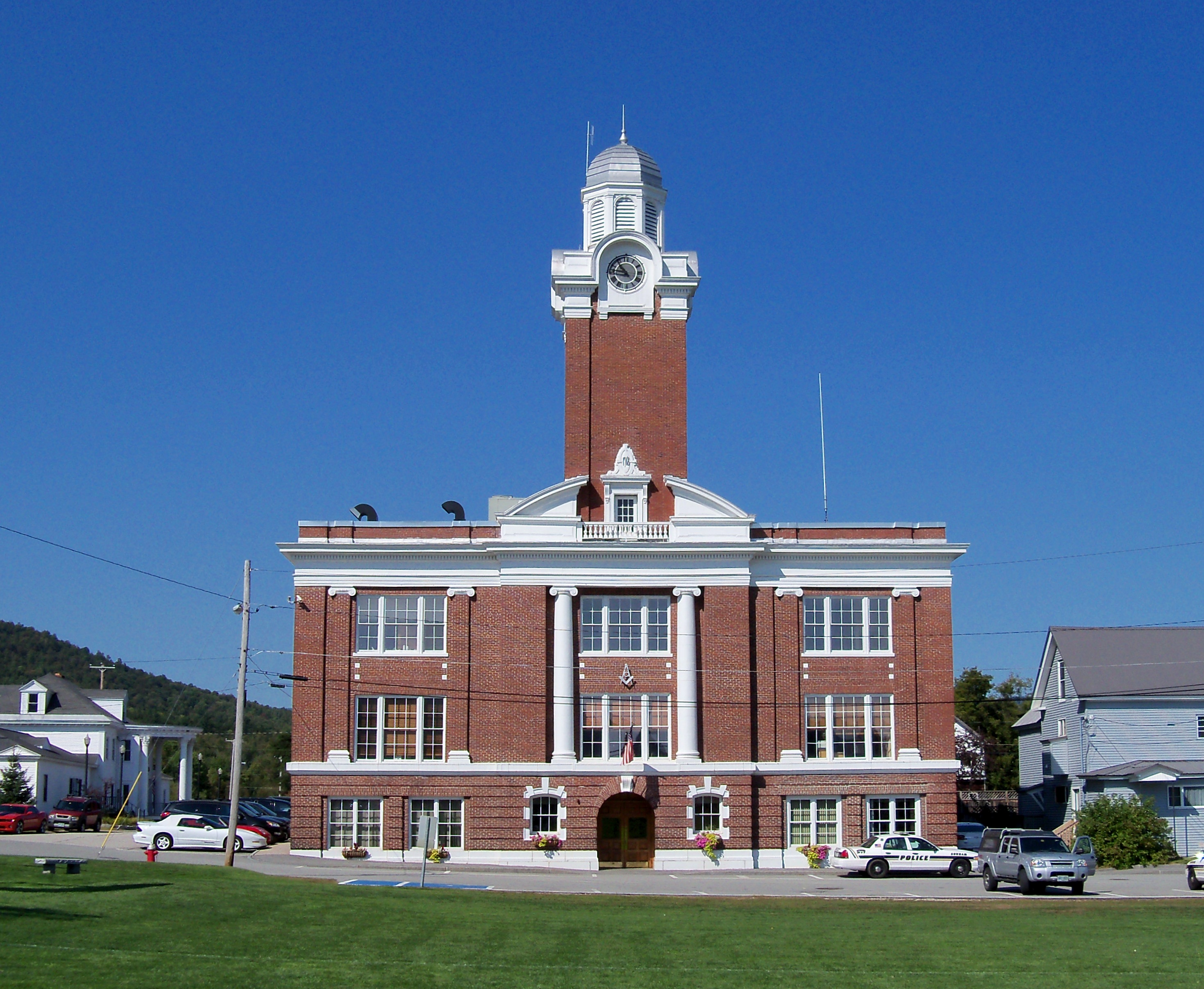 Medallion Opera House Gorham, NH Androscoggin Valley Tour