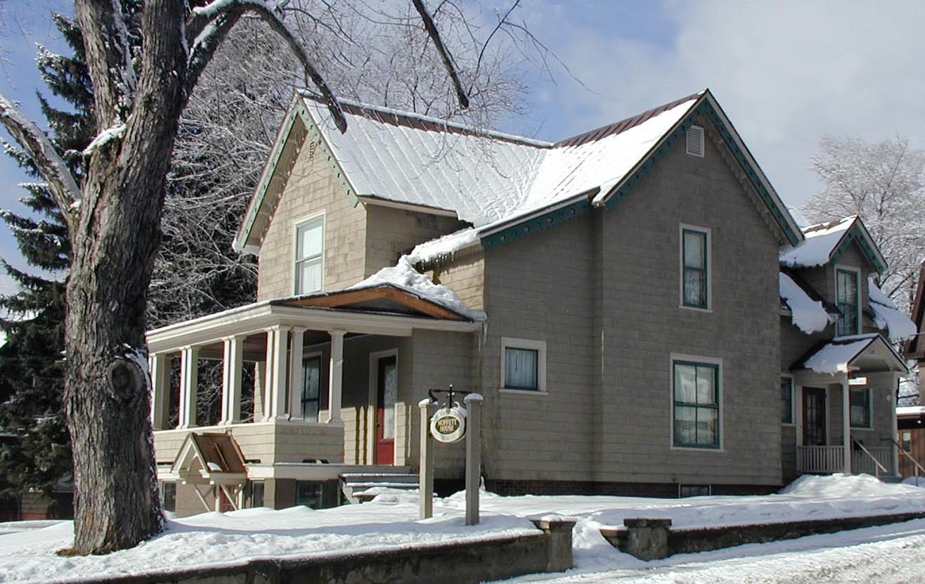 Moffett House Museum Berlin, NH Androscoggin Valley Tour